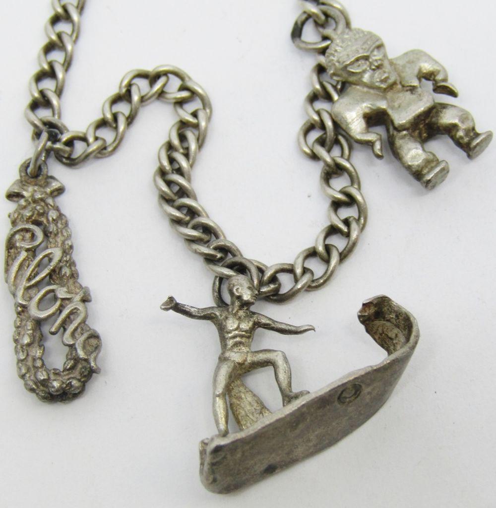 VINTAGE STERLING CHARM BRACELET WITH: (3)CHARMS-TOTAL 14 DWT