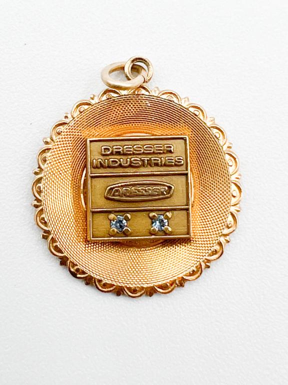 GOLD FILL PENDANT: GOLD FILL PENDANT WITH SMALL STONES 2.55 TW