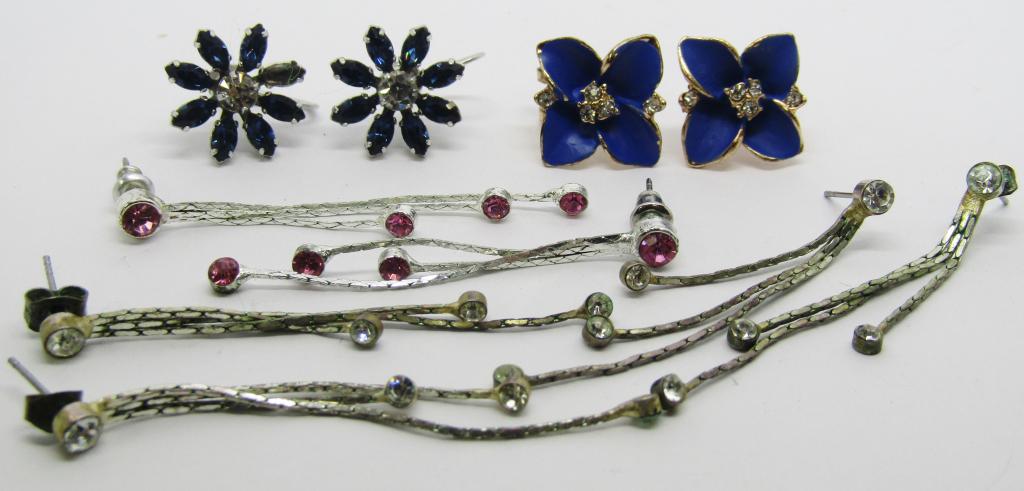 LARGE FASHION EARRING LOT (1 of 2)