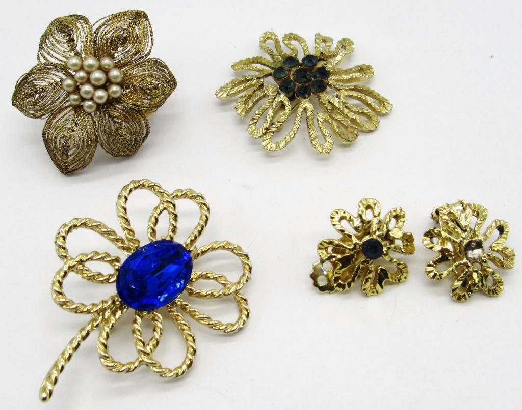 ASSORTED VINTAGE JEWELRY (1 of 2)