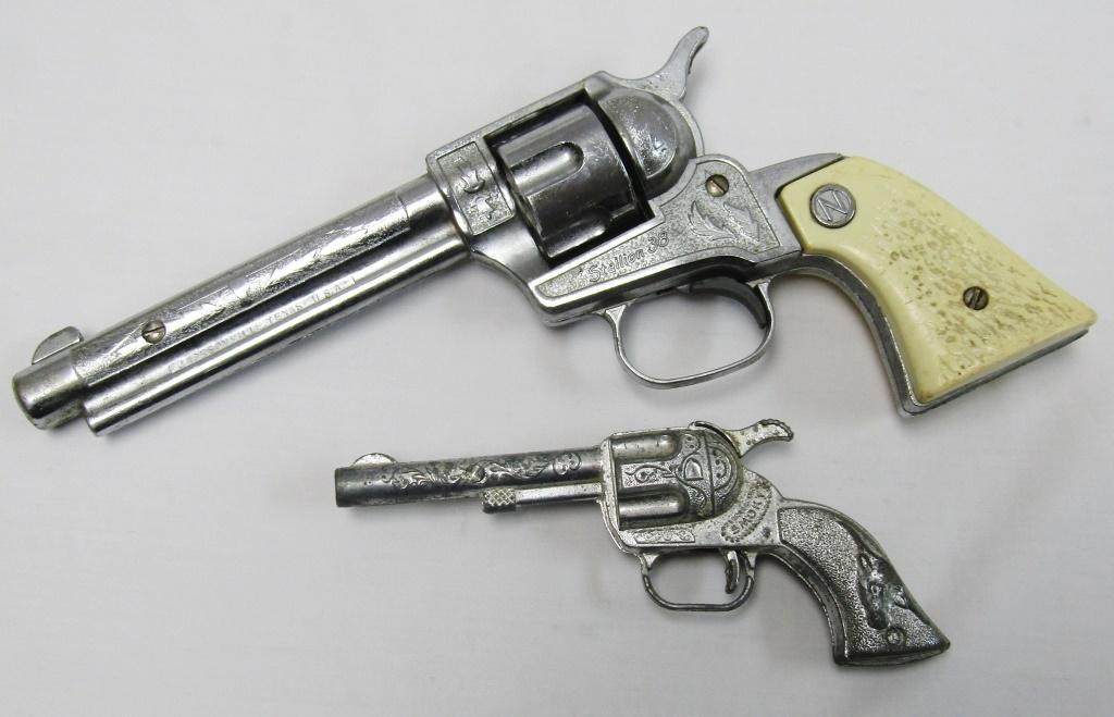 NICHOLS STALLION 38 CAP GUN & SMOKY CAP GUN: NICHOLS need repaired - SMALL SMOKY CAP GUN