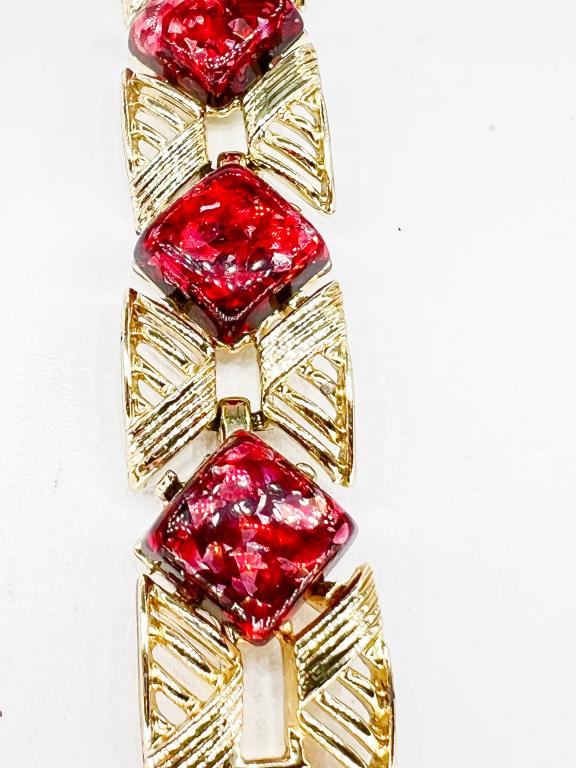 VINTAGE CORO CONFETTI LOOK BRACELET (1 of 2)