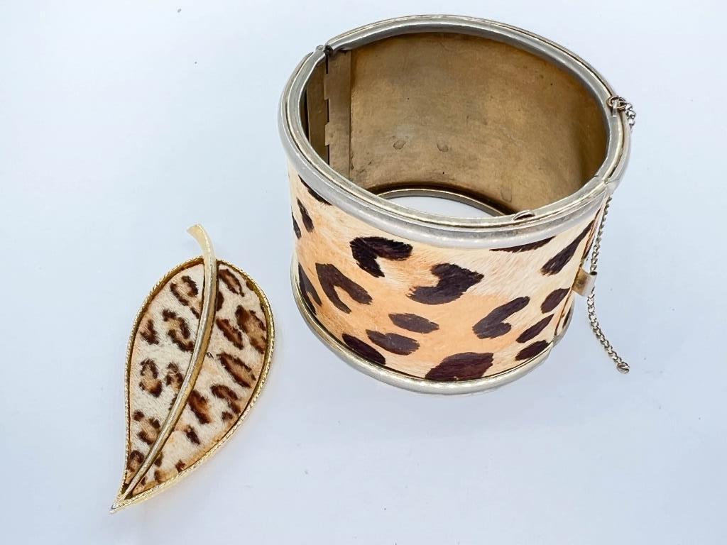 VINTAGE BSK LEOPARD BROOCH AND OTHER BRACELET (1 of 1)