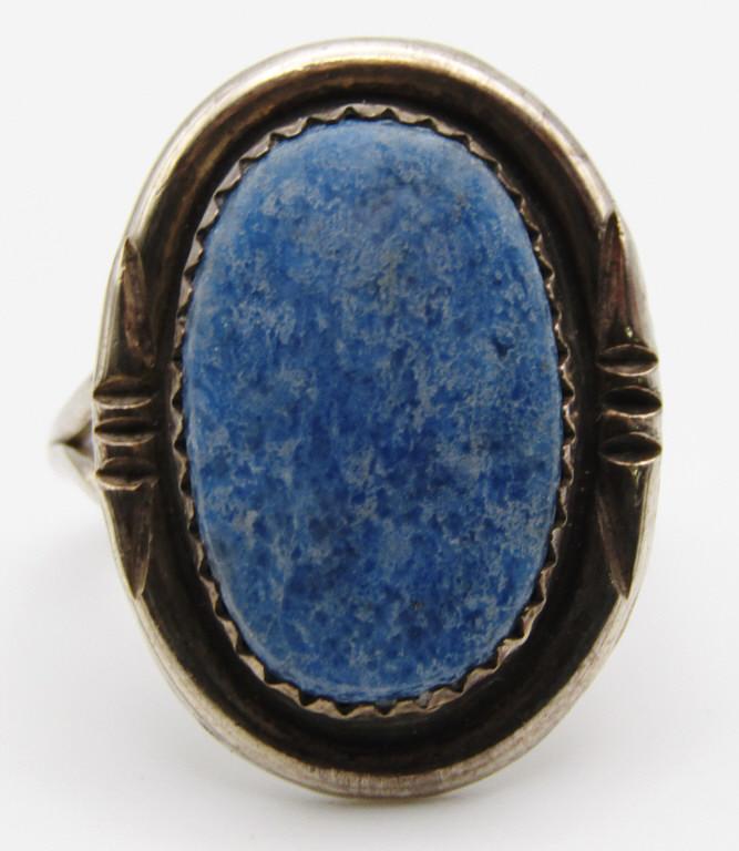 STERLING SPLIT SHANK RING WITH BLUE CENTER (1 of 6)