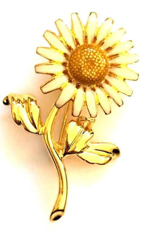 JOAN RIVERS DAISY BROOCH: BID NOW!