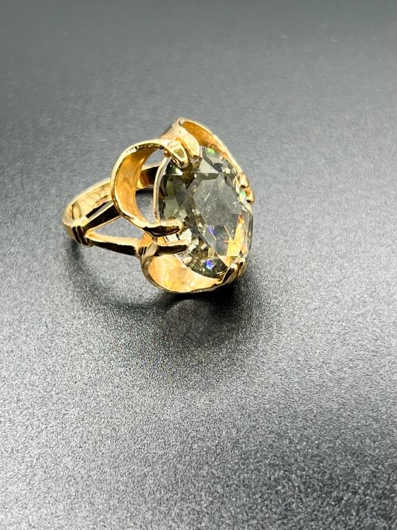 GOLD FILL RING WITH STONE (1 of 2)