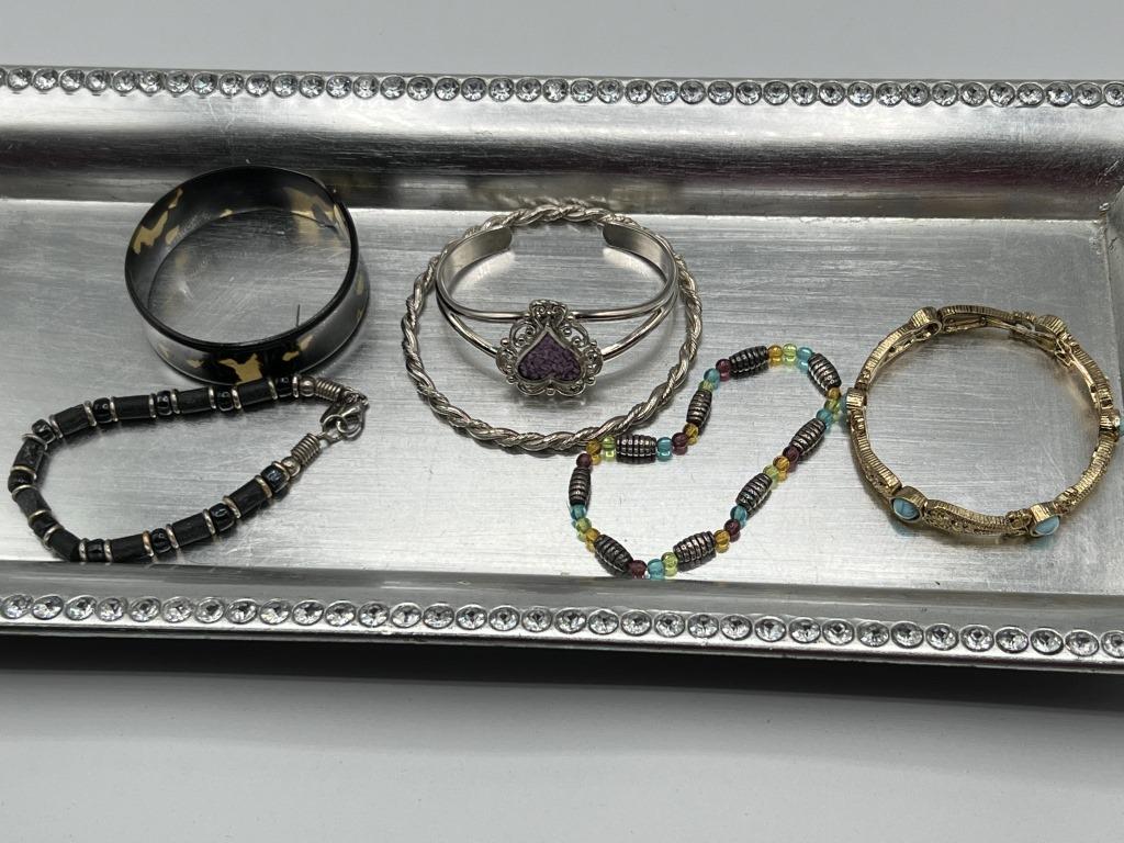 6 VARIETY STYLE BRACELETS (1 of 1)