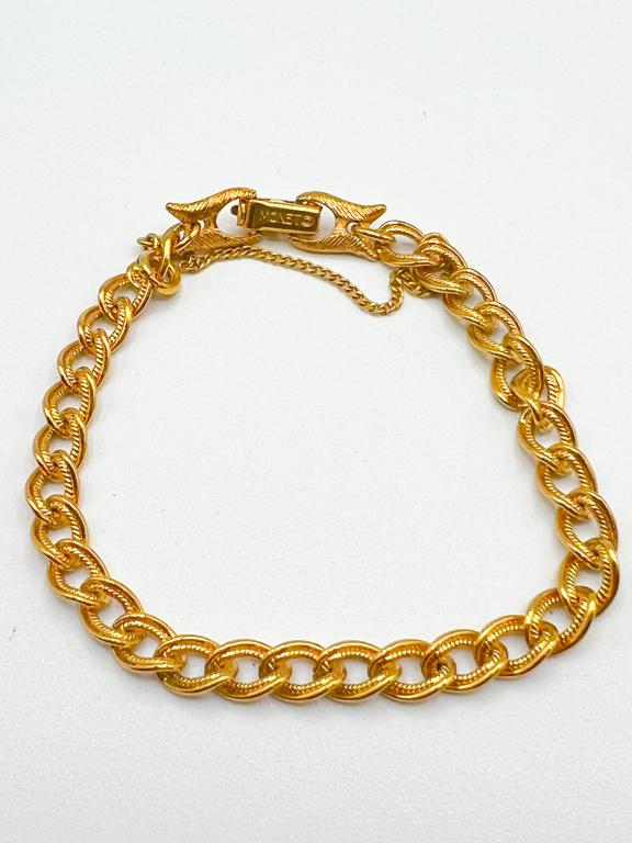 MONET CHAIN BRACELET: MONET CHAIN BRACELET BEAUTIFUL
