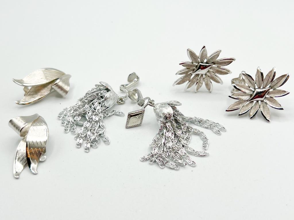 COVENTRY , TRIFARI & MORE: COVENTRY , TRIFARI & MORE EARRINGS, JUST BEAUTIFULLLLL