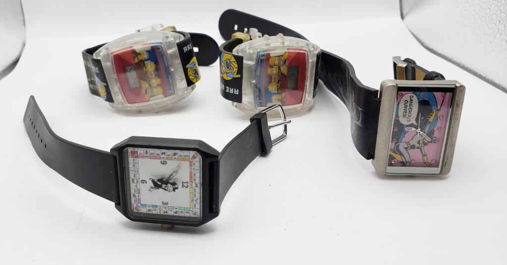 4-VINTAGE MEN'S WRISTWATCHES (1)BATMAN: 4-VINTAGE MEN'S WRISTWATCHES (1)BATMAN