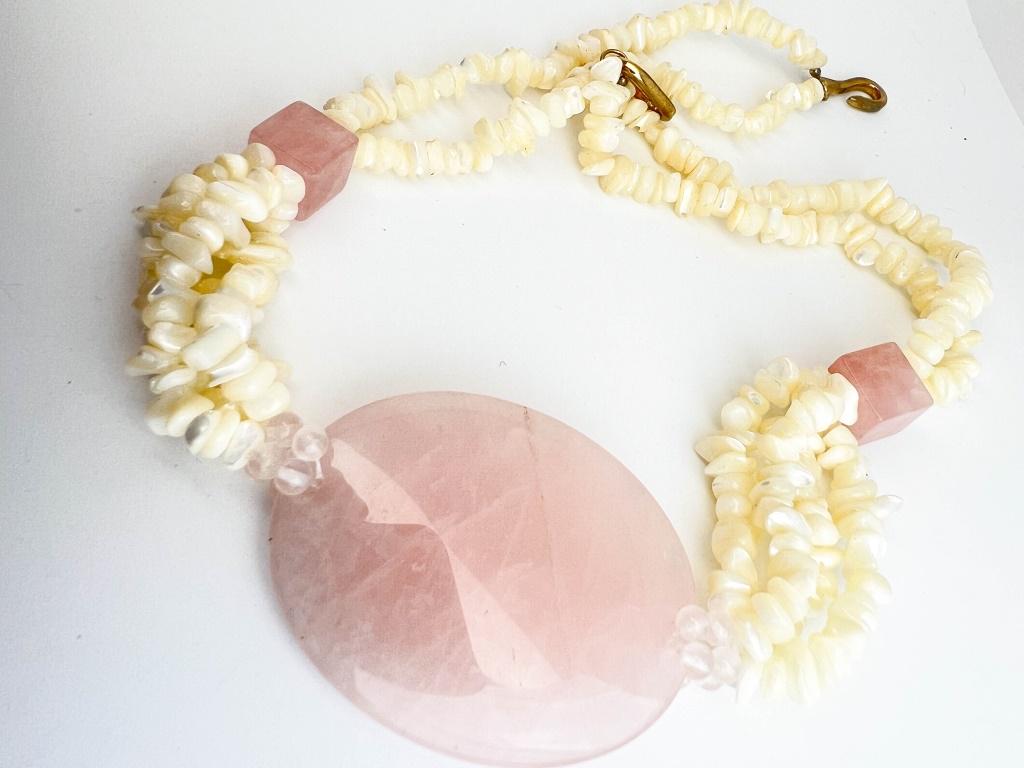 LARGE STONE NECKLACE (1 of 3)