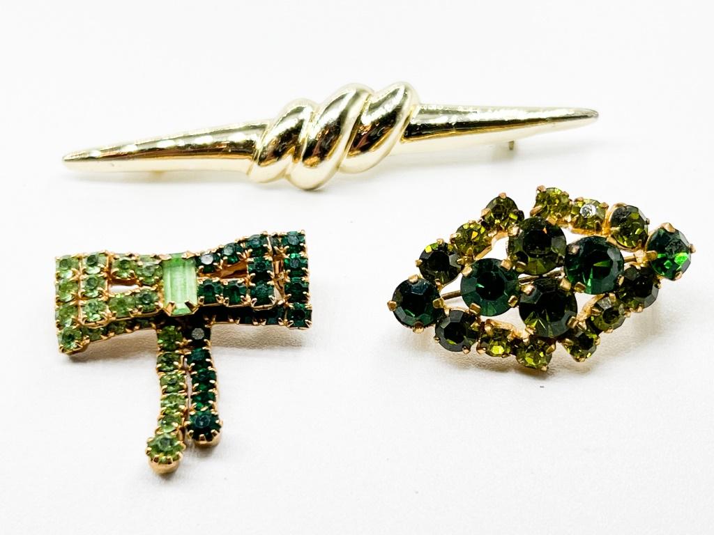 BROOCH TRIO W GREEN RHINESTONE (1 of 1)