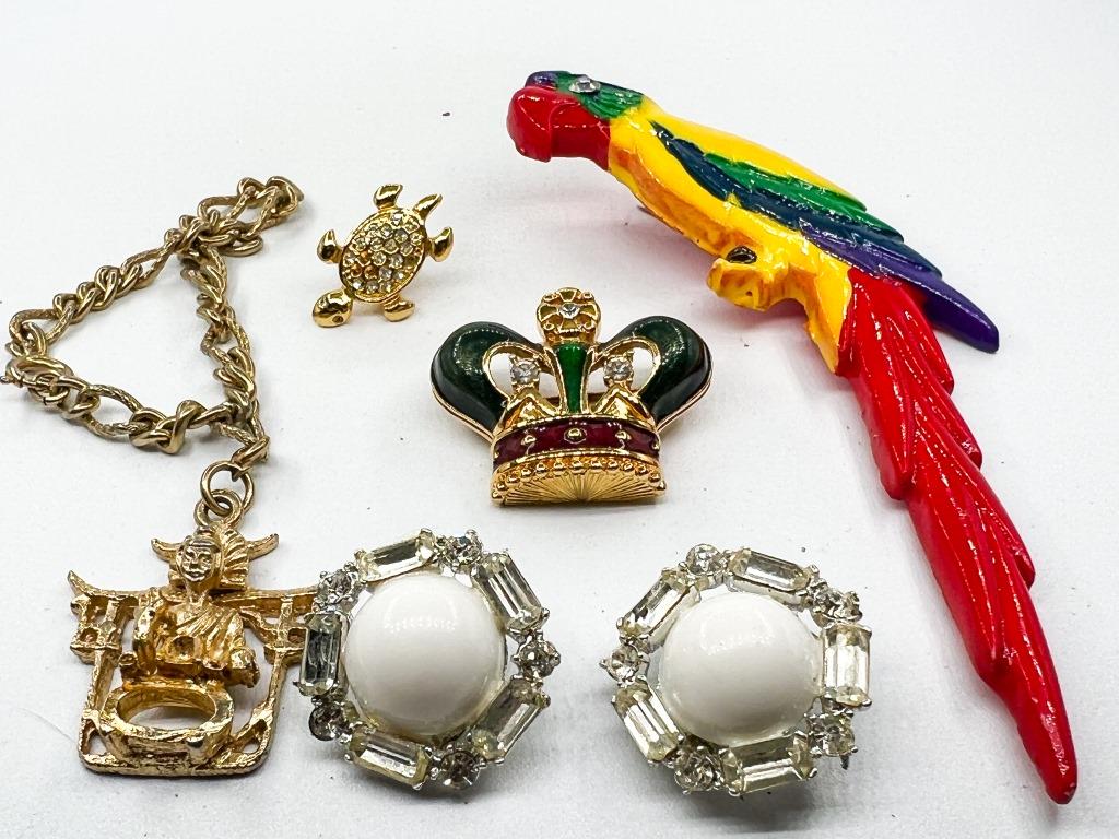 VINTAGE MIX JEWELRY LOT (1 of 1)