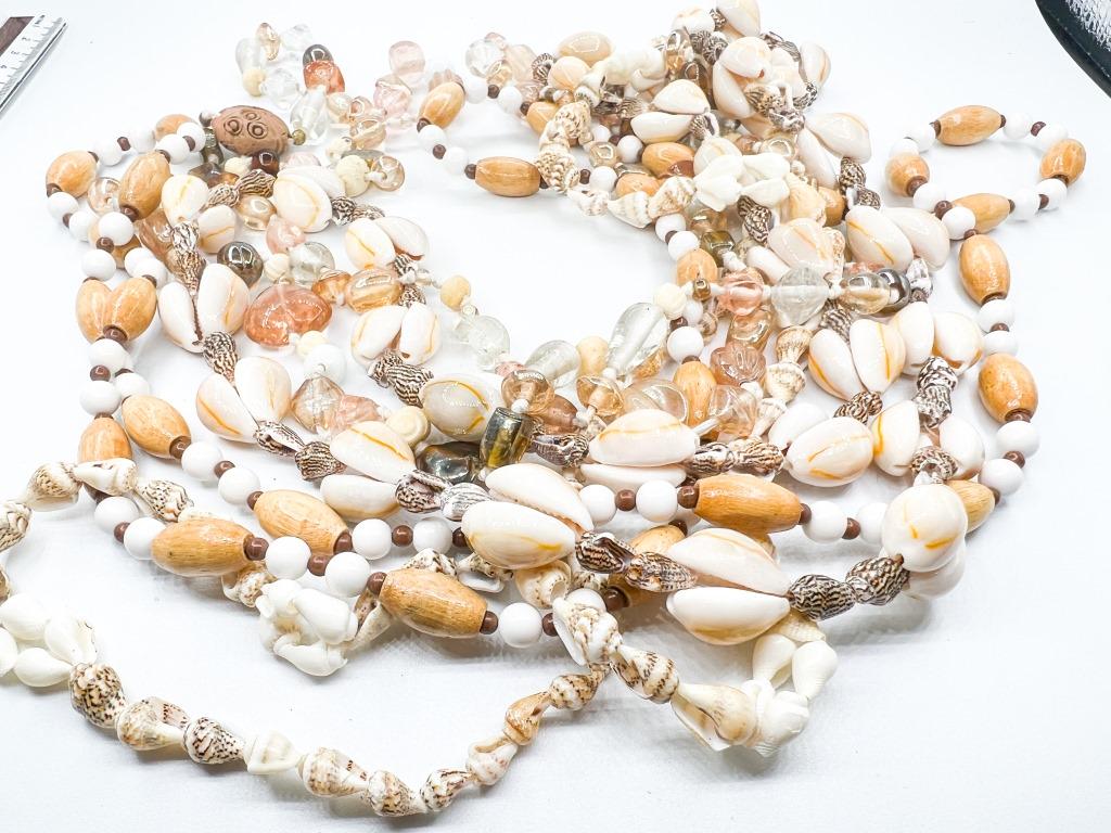 SHELL NECKLACES, BEAUTIFUL SOFT: SHELL NECKLACES, BEAUTIFUL SOFT