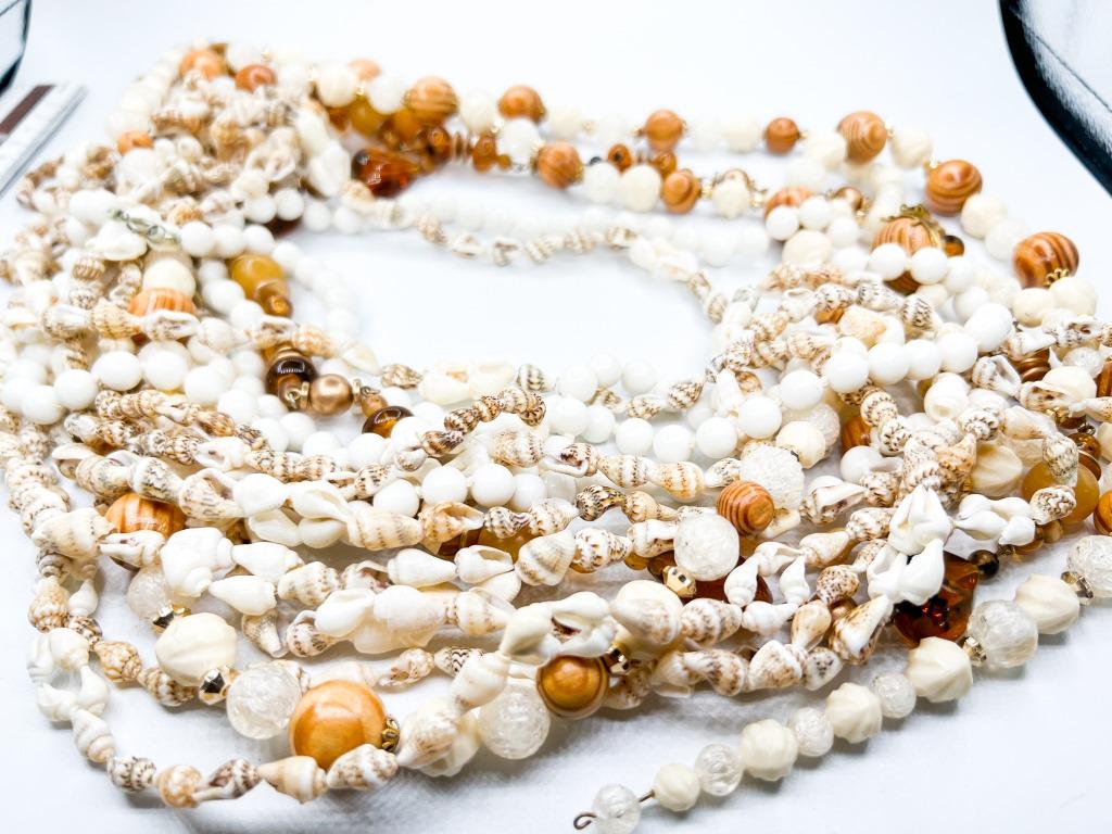 SHELL NECKLACES, BEAUTIFUL: SHELL NECKLACES, BEAUTIFUL SOFT
