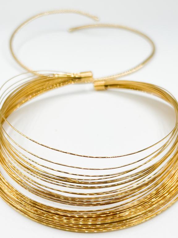 TWO MODERN STYLE CHOKER NECKLACES: TWO MODERN STYLE CHOKER NECKLACES