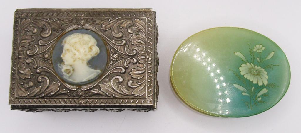 (2) VINTAGE TRINKET BOXES! (1 of 4)