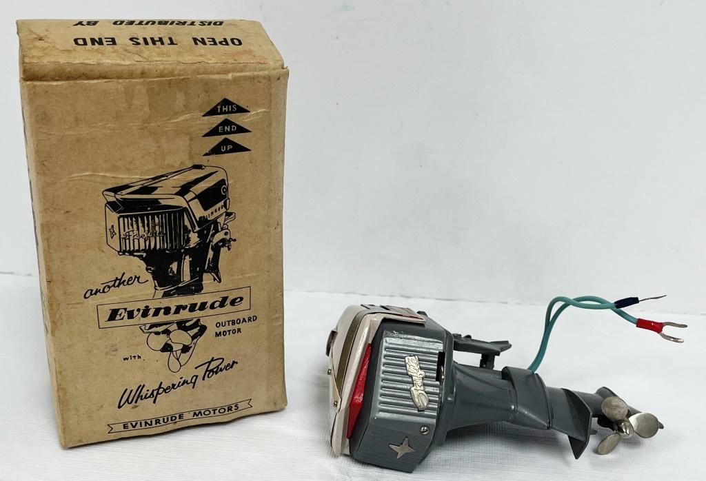 Vintage Evinrude Toy Outboard Motor (1 of 5)