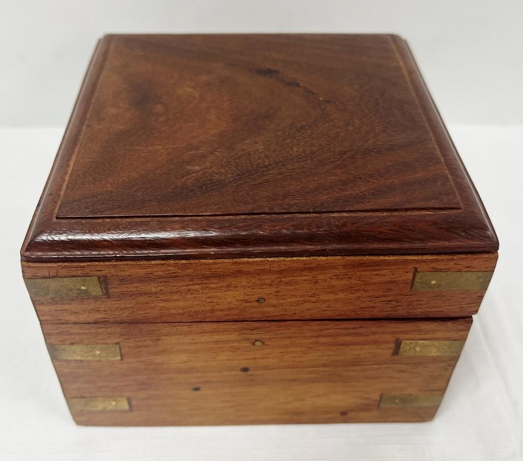 Brass Nautical Maritime Compass in Wood Box (1 of 4)