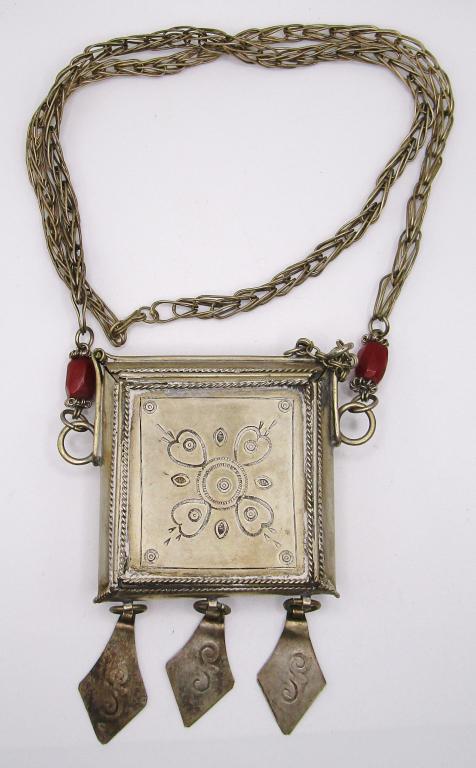 VTG. PURSE CIGARETTE CASE; WITH KEY OPENER! (1 of 4)