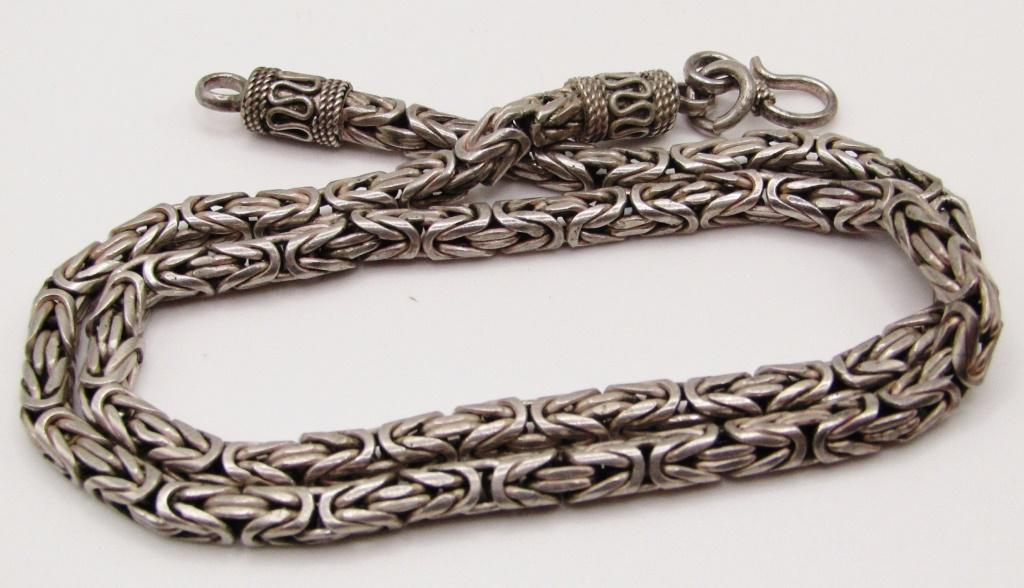 19 INCH BOX CHAIN STYLE STERLING NECKLACE (1 of 4)