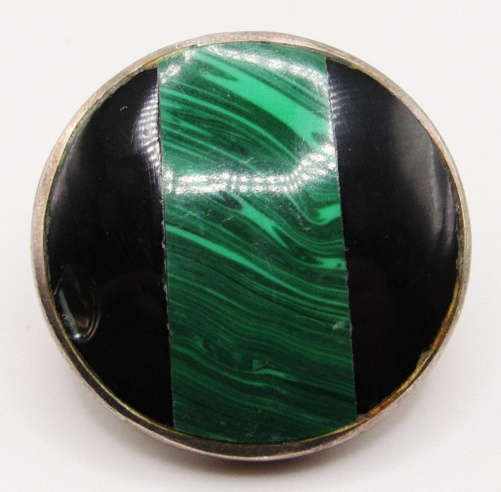 MEXICO STERLING CIRCULAR BOLO PENDANT: WITH MALACHITE AND BLACK ONYX INLAY DESIGN-TOTAL 7.6 DWT