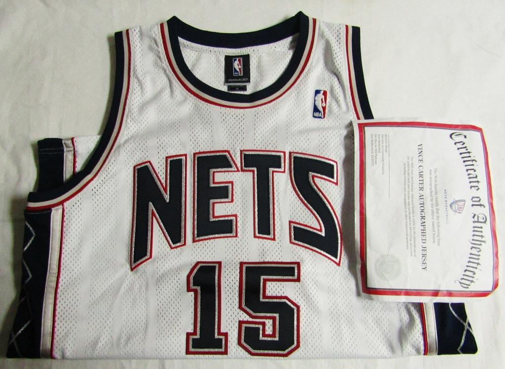 Vince Carter Autographed Jersey COA (1 of 3)