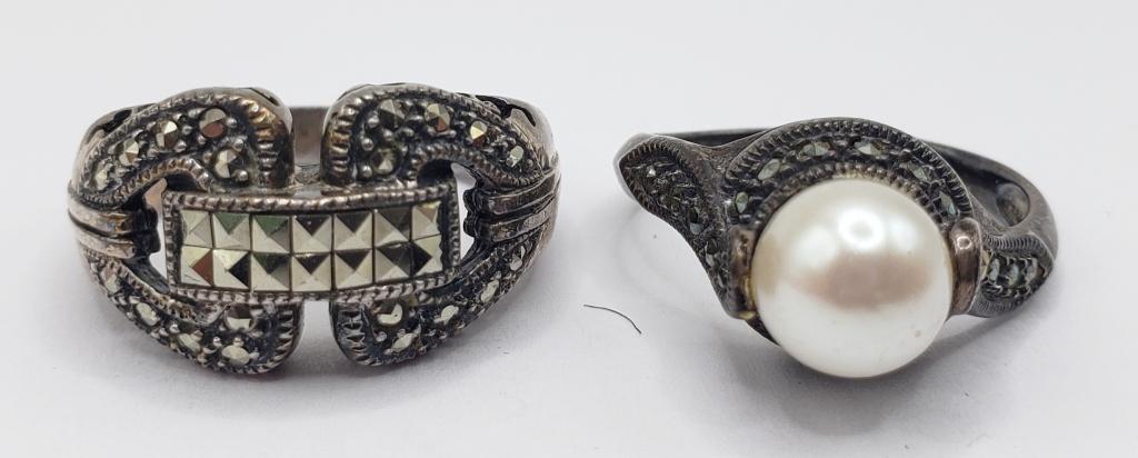 2-VINTAGE MARCASITE RINGS (1)WITH FAUX PEARL: RING SIZES 8-TOTAL 8.1 DWT