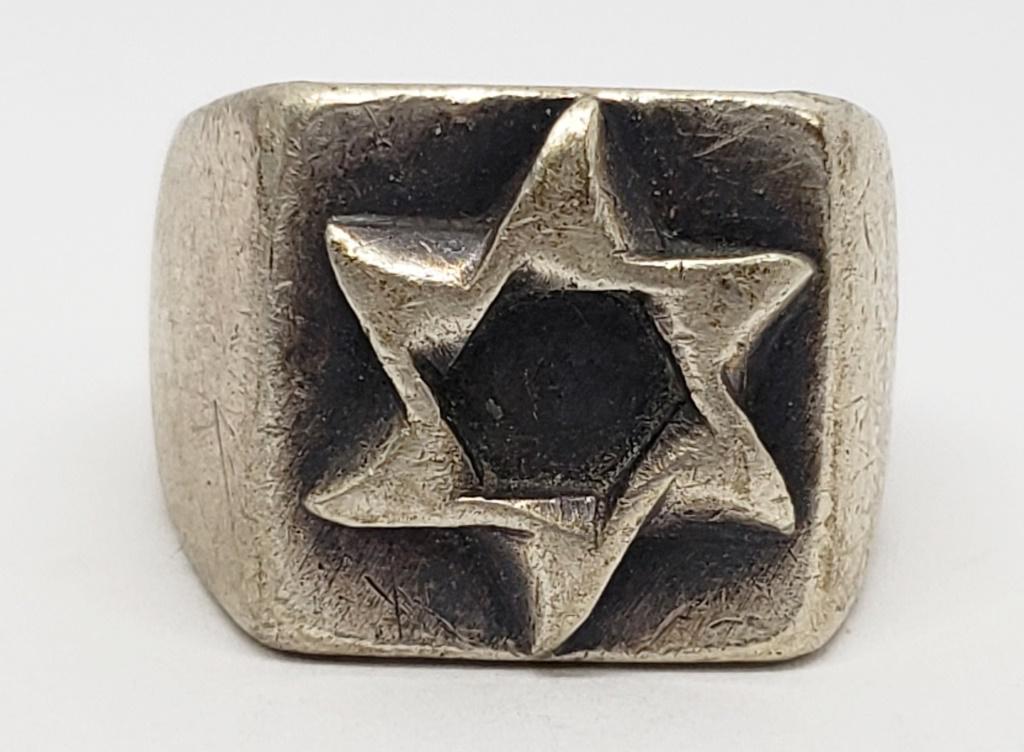 CHUNKY MEN'S STERLING RING WITH STAR DESIGN (1 of 3)