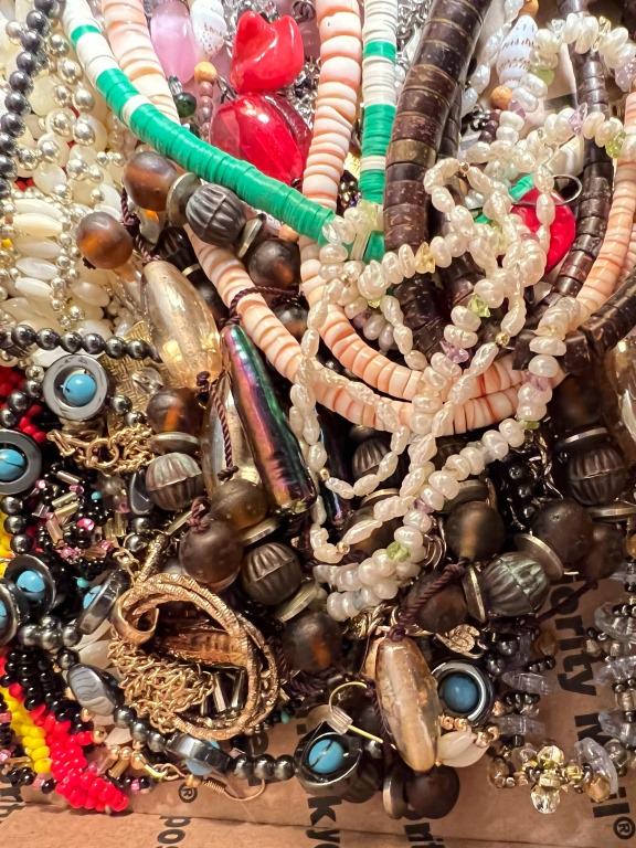 TREASURE BOX SAMPLER (1 of 3)