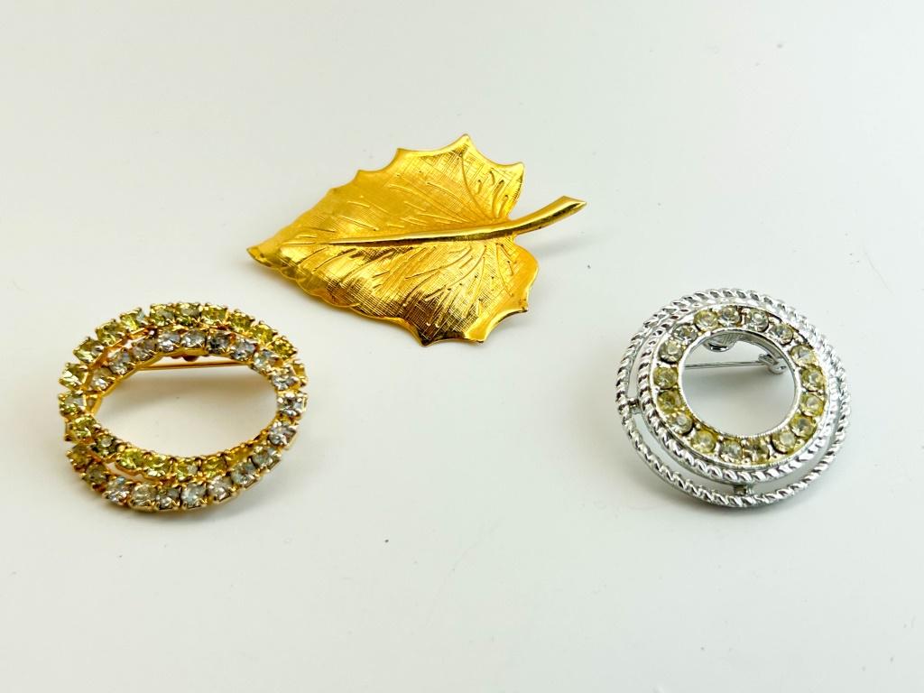 SM FANCY BROOCH TRIO (1 of 1)
