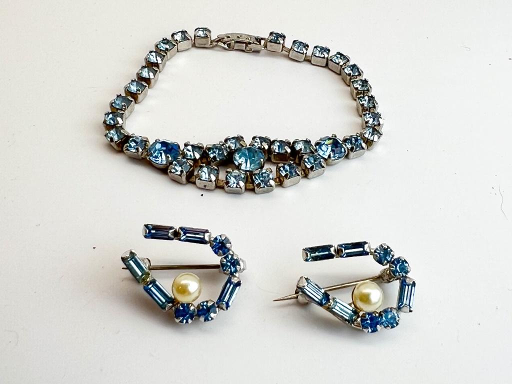 SKY BLUE RHINESTONES LOT (1 of 2)