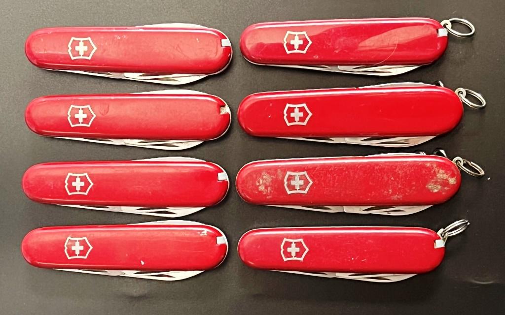 (8) Red Swiss Army Brand Pocket Knives (1 of 8)