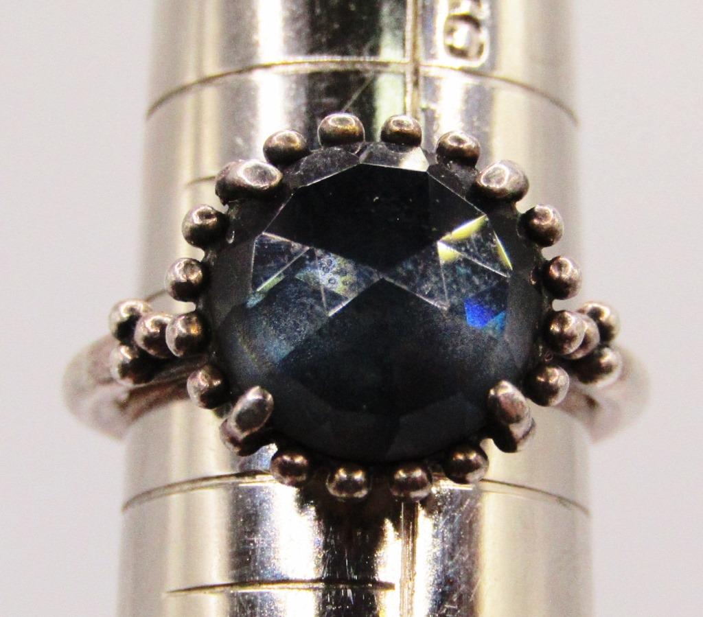 ALE STERLING FASHION RING WITH NAVY CENTER: STONE-RING SIZE 7-TOTAL 3 DWT