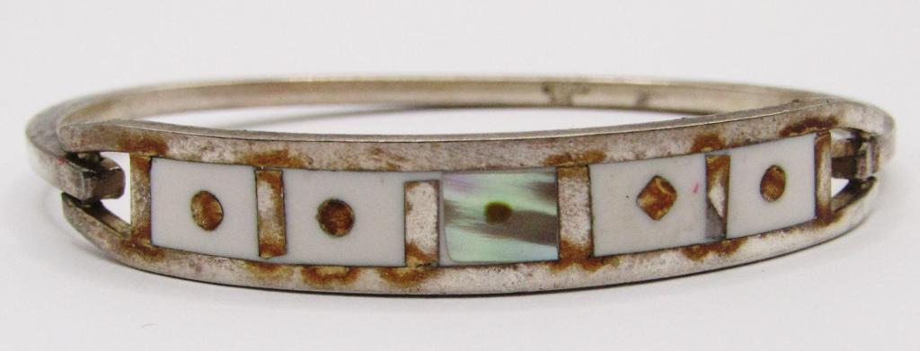MEXICO STERLING HINGED BANGLE WITH INLAY (1 of 4)