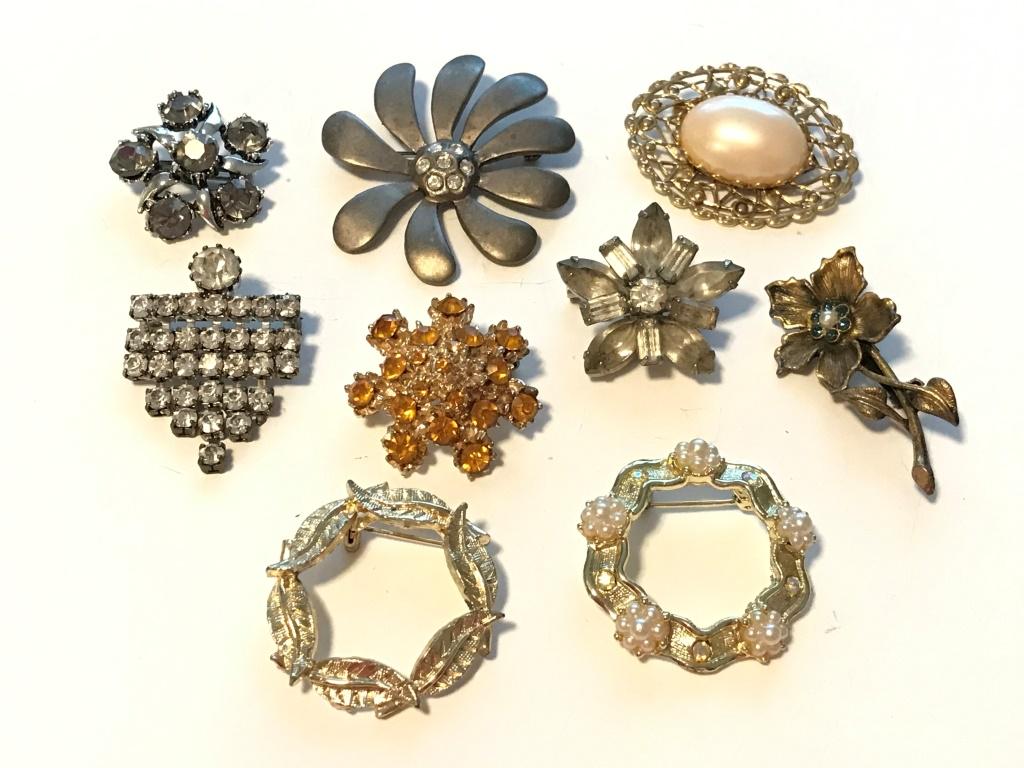 9 BROOCHES (1 of 2)