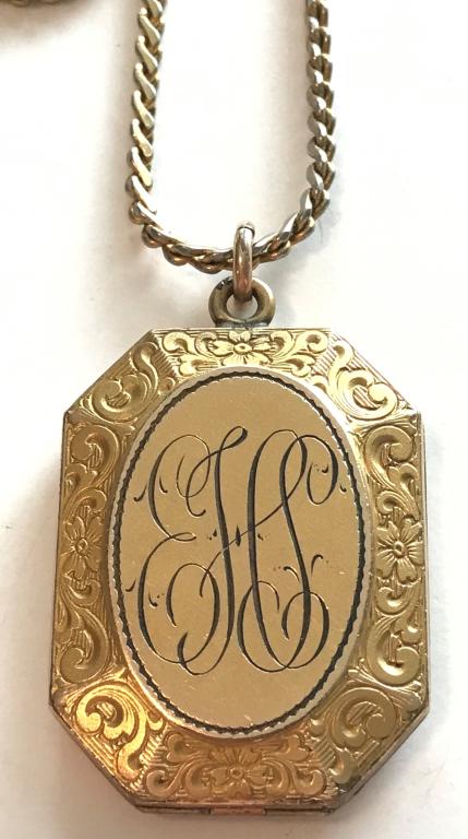 F & B LOCKET: (POSSIBLY 9K, BUT NOT CONFIRMED)