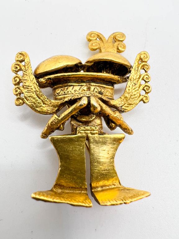 ALVA REPRO BROOCH, UNUSUAL (1 of 2)