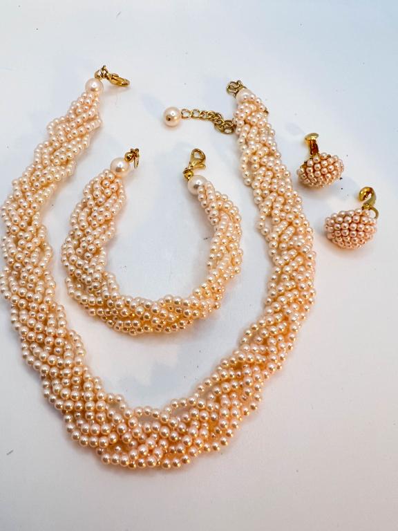 PINKS PASTELS SET (1 of 1)