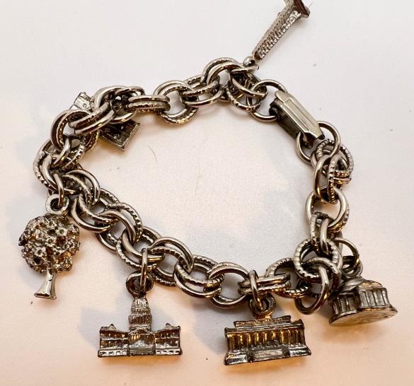 CHARMS BRACELET: CHARMS BRACELET