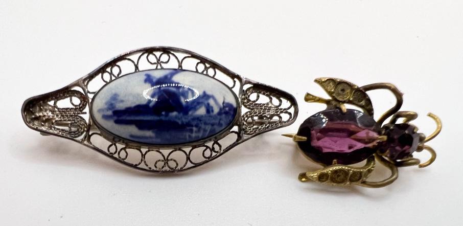 ANTIQUE? 2 BROOCH LOT (1 of 3)