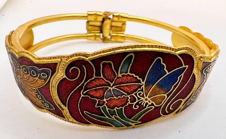 CLOISSONE FLORAL BRACELET (1 of 1)