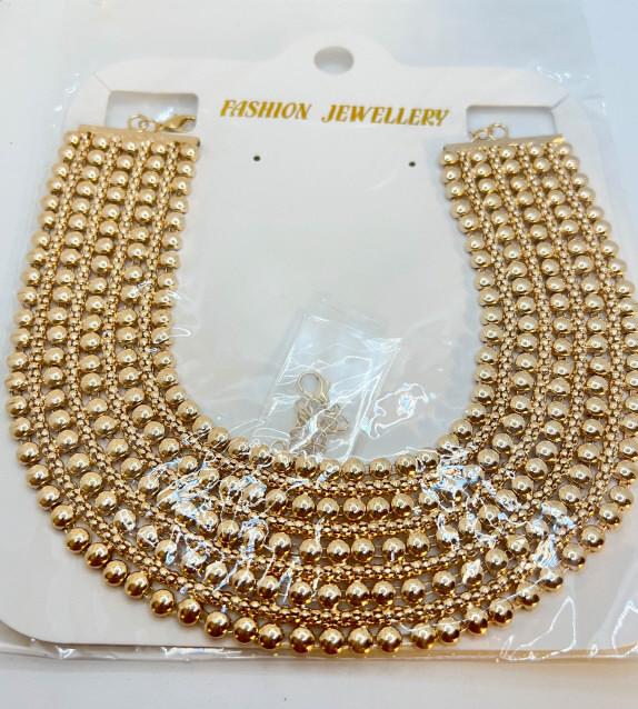 BIB NECKLACE: BIB NECKLACE