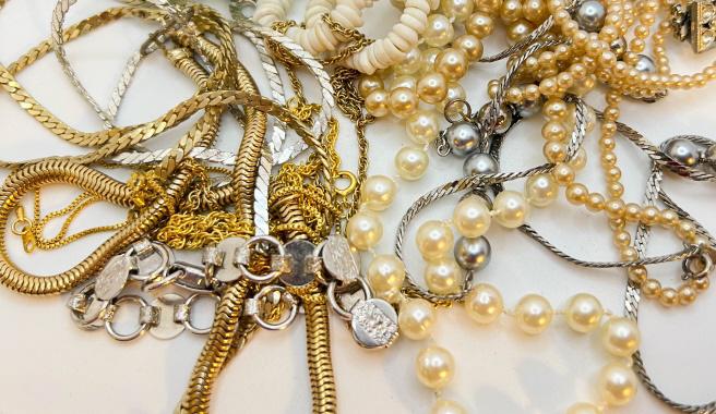 MIXED ASSORTMENT LOT (1 of 1)