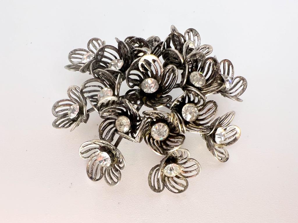 ANTIQUE? VINTAGE BROOCH: ANTIQUE ? VINTAGE BROOCH