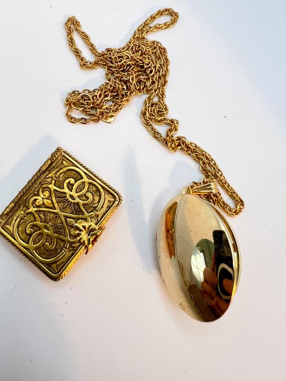 LOCKETS LOT: LOCKETS LOT