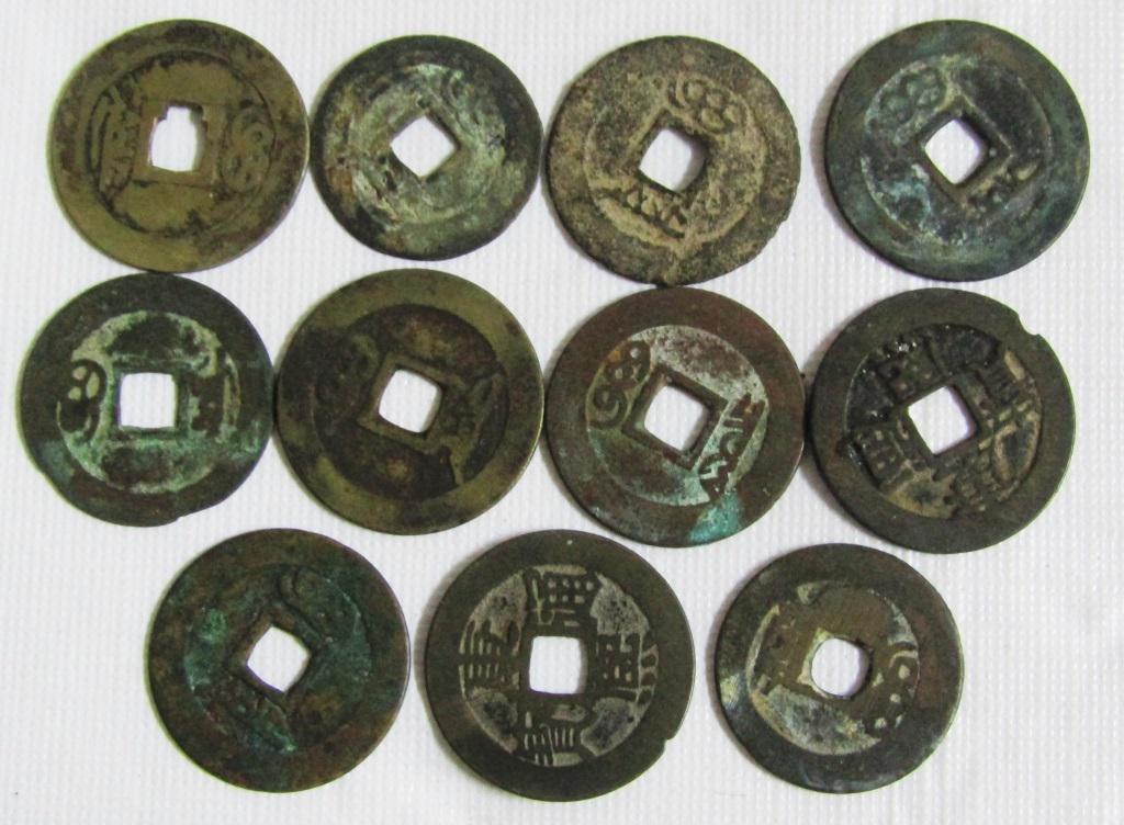 (12) ANCIENT CHINESE BRONZE COPPER COINS (1 of 2)