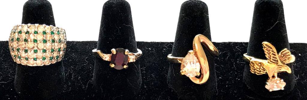 4 RINGS- 18K H.G.E: NOW ACCEPTING BIDS!