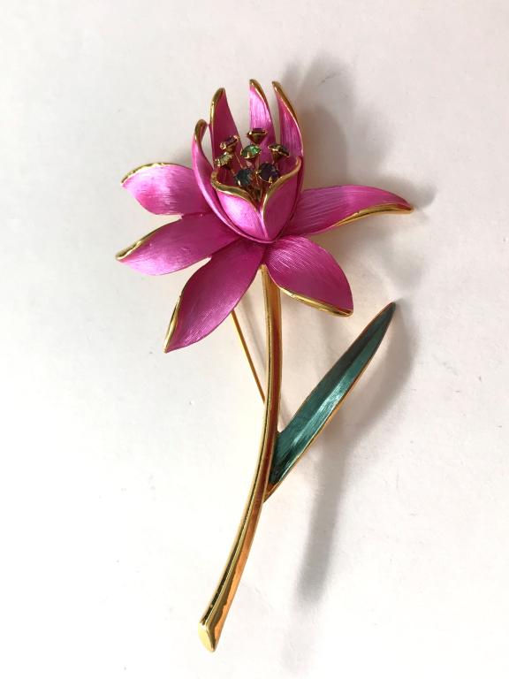 PARK LANE PINK FLOWER BROOCH (1 of 3)