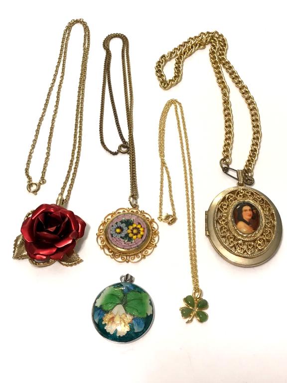 4 NECKLACES AND ONE PENDANT: MOSIAC, ROSE, FLOWERS, LEAF, CAMEO LOCKET JADE COLOR/ GREEN CLOVER
